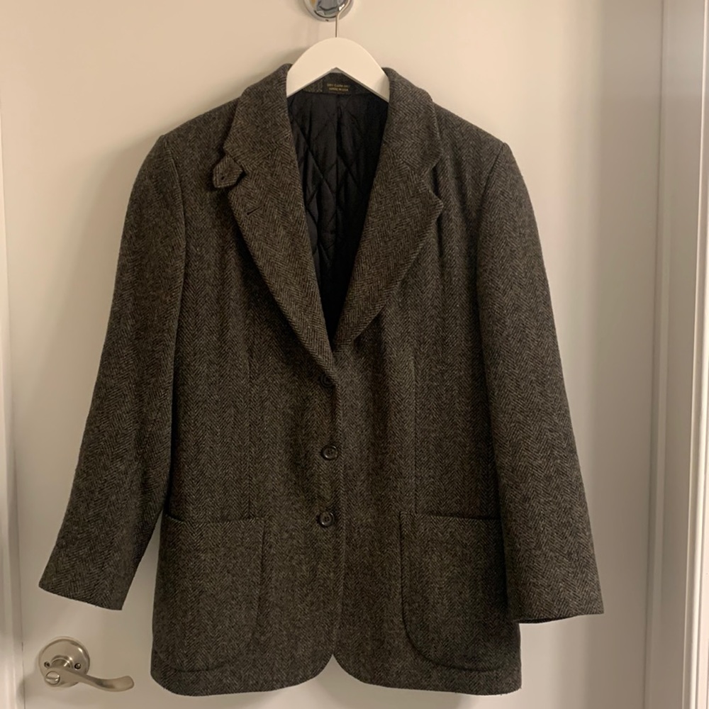 LL Bean, women’s quilted sport jacket with Thinsulate insulation, jacket is worn